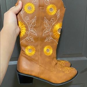 Sunflower cowgirl boots